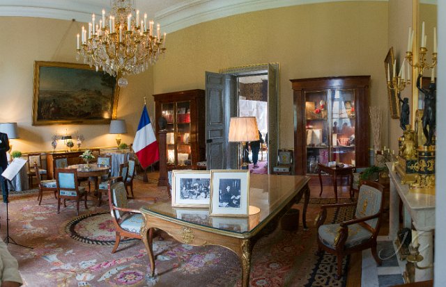 0140-0142 Hotel de Brienne.jpg
